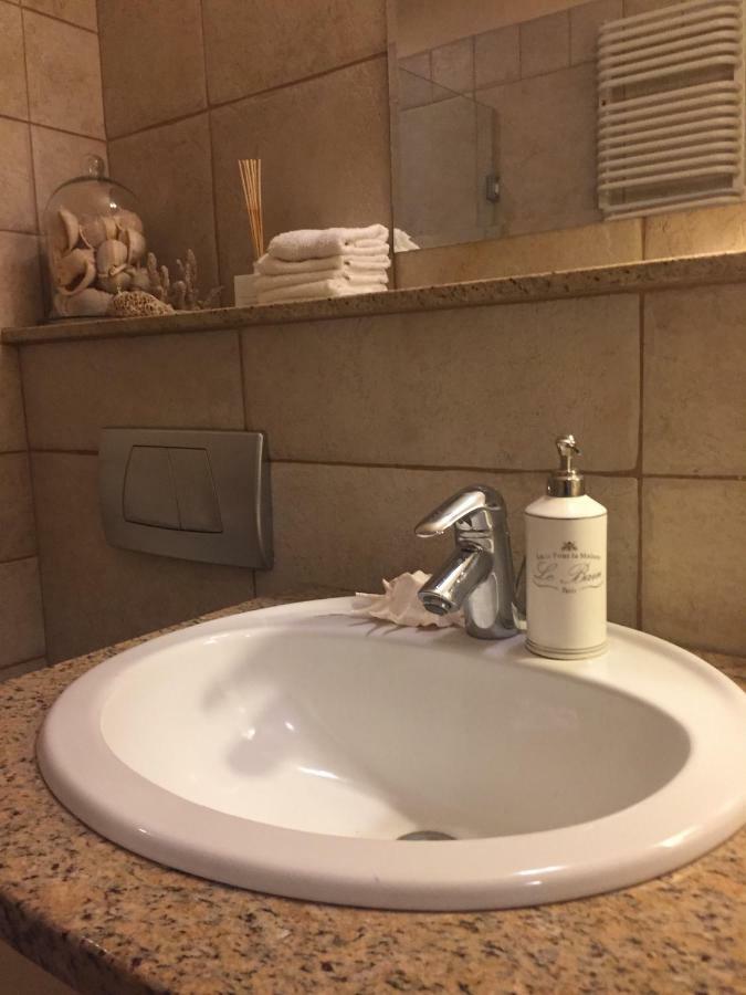 Lux Apartament Poznan, Ul. Mostowa 19 D/5 Buitenkant foto